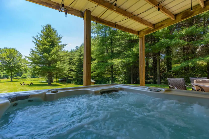 Your Own Private Mountain Lodge | Castaway Cabin | Hot Tub & Huge Game Room - Image 1