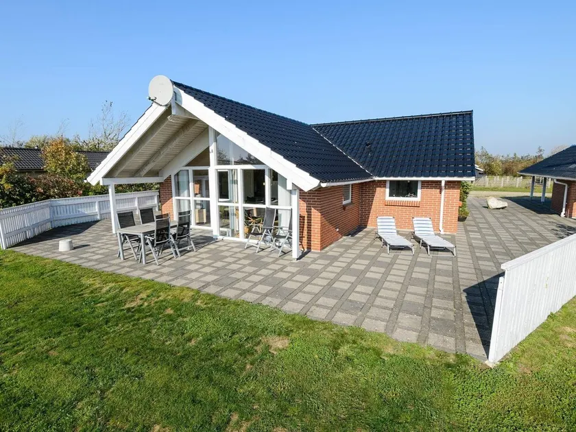 5 stjernet sommerhus i Tarm - Image 1