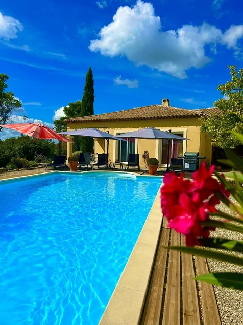 Cottage, piscine jardin clôturé, au calme pour les familles, Animaux acceptés - Image 1