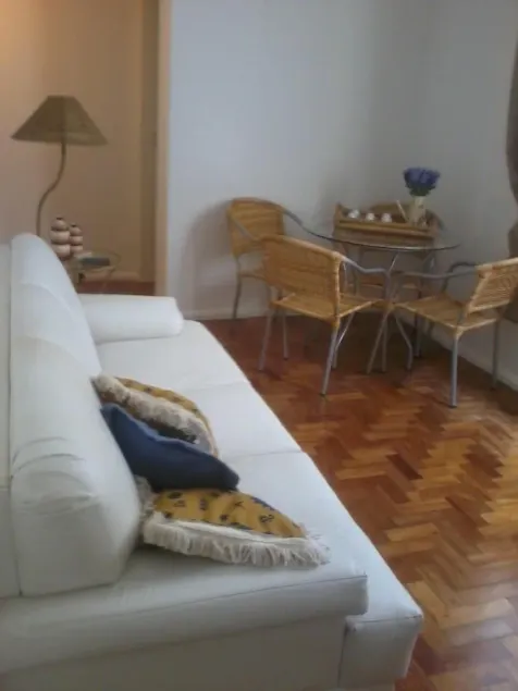 Appartement confortable à 20 mètres de la plage, près des kiosques. - Image 1