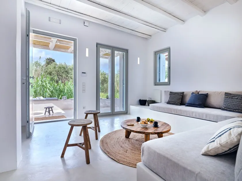 Lavender is a cozy and spacious apartment - Image 1