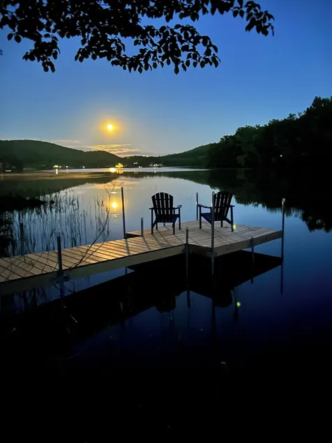 Berkshire Lake Lodge - Image 1