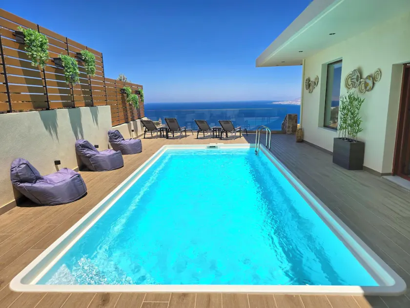 \"Villa Balcony\", Villa confortable avec une vue imprenable - Image 1