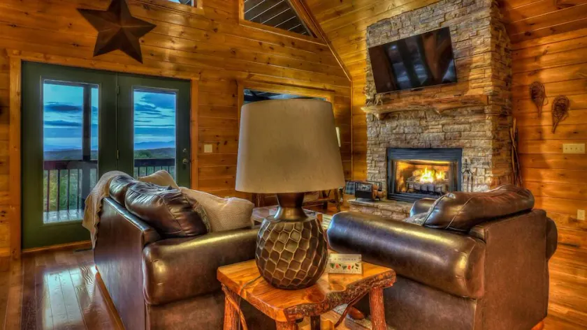 Finding Grace - Panoramic Views | Screened-In Porch | Hot Tub - Image 1
