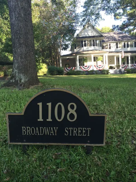 Huffman House Bed & Breakfast - Image 1