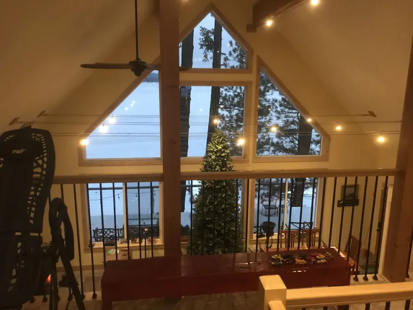 Modern lake home with dock. Bring your watercraft, friends and fishing gear. - Image 1