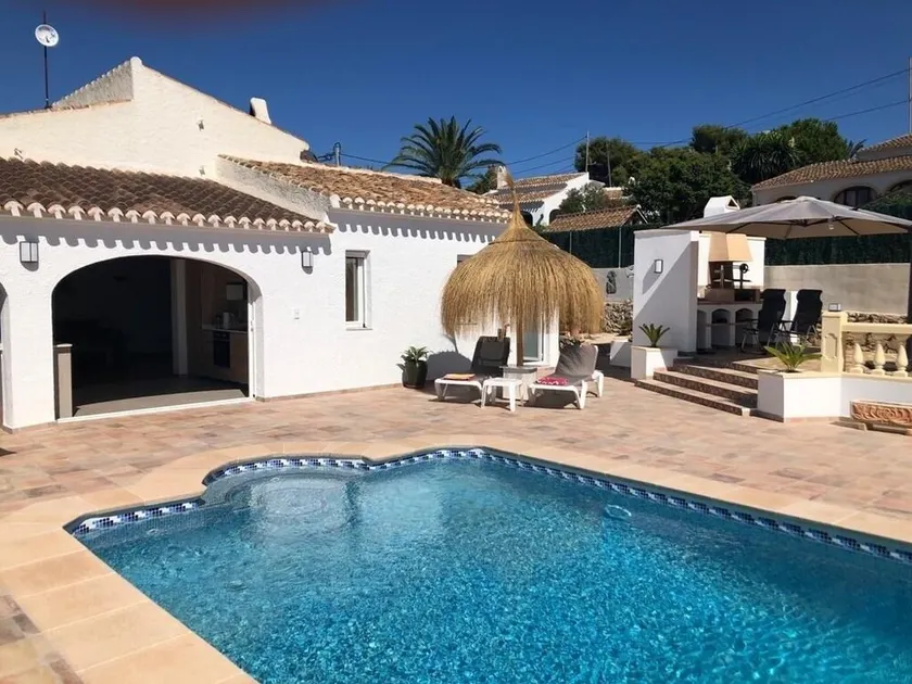 Villa for 7 - Image 1