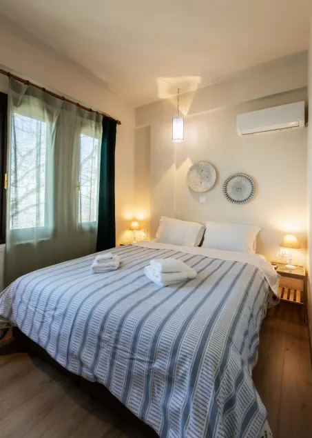 Stagiates Guest House Room 2 - Image 1