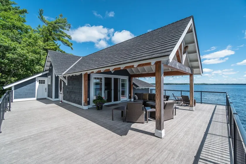 OUNO Island on the prestigious Lake Rosseau  - Image 1