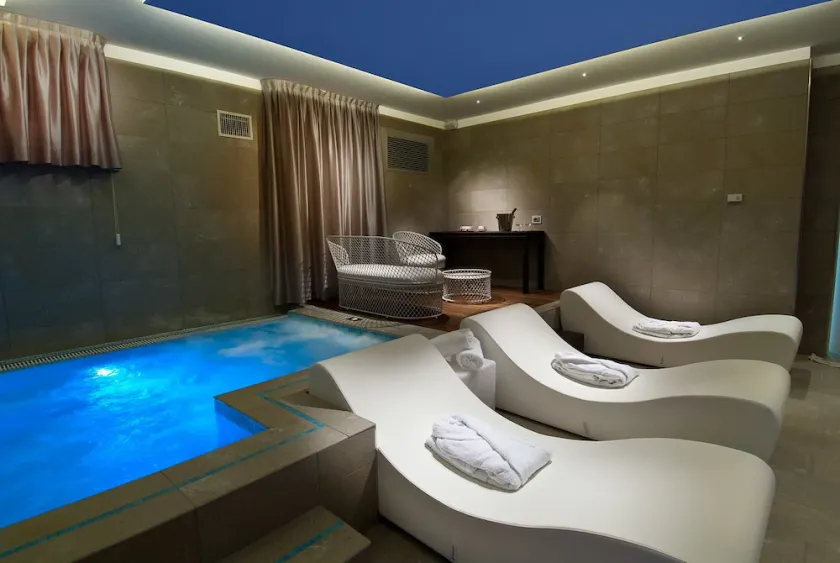 Hotel Atlantic & Spa - Image 1