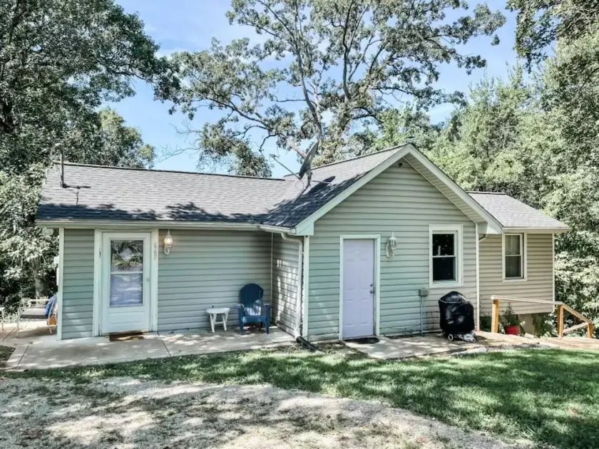 Cozy Serene home off 55 Queen Bed Smart TVs Wi-Fi - Image 1
