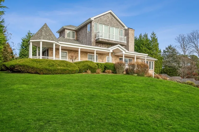Spectacular Views, Sunrise and Sunset Over the Bay! - Image 1