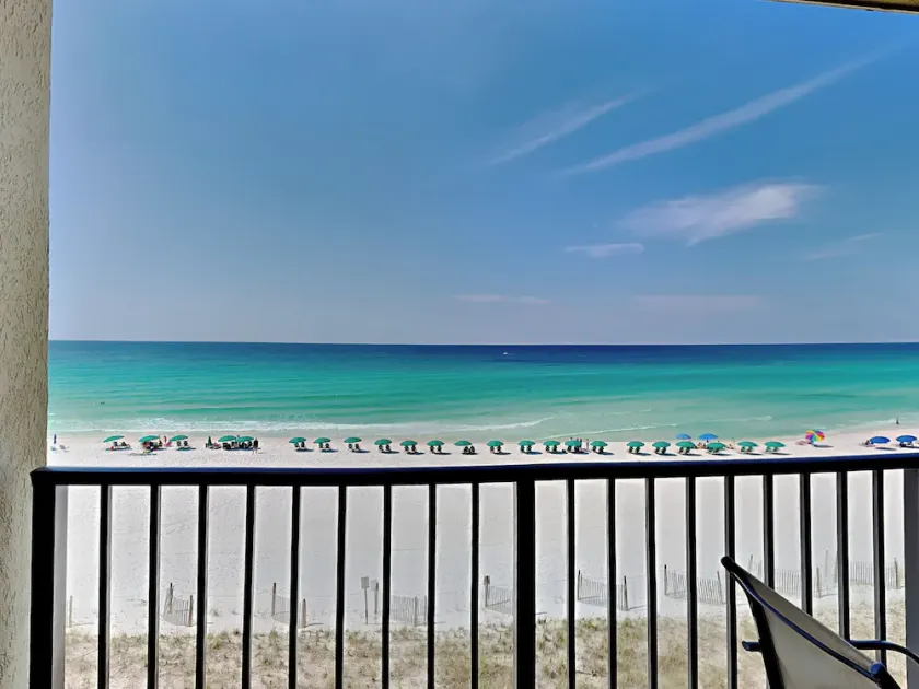 Emerald Towers West 1005 gulf views right on beach - Image 1
