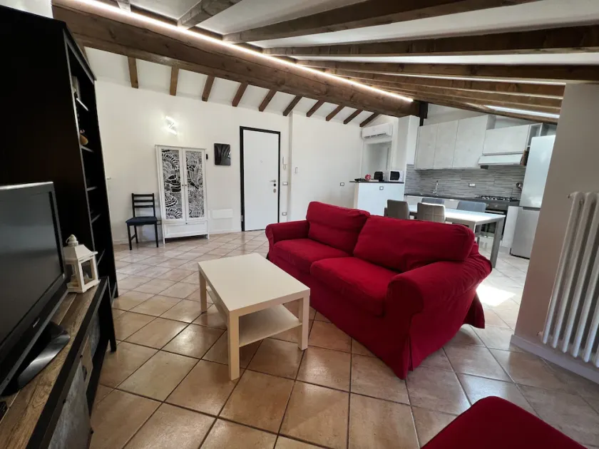 Apartment in country villa with traditional DOP vinegar cellar - Image 1