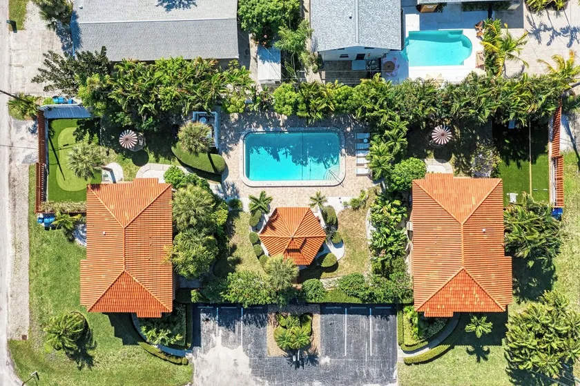 Casa Sierra 205A - 2BR Condo with Pool - By Island Real Estate Vacations - Image 1