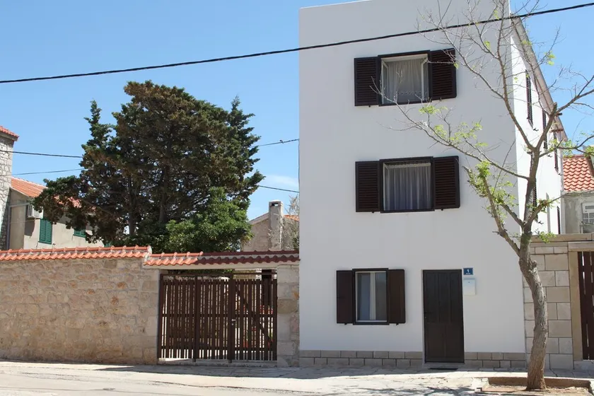 Apartments by the sea Vinjerac, Zadar - 14640 - Image 1
