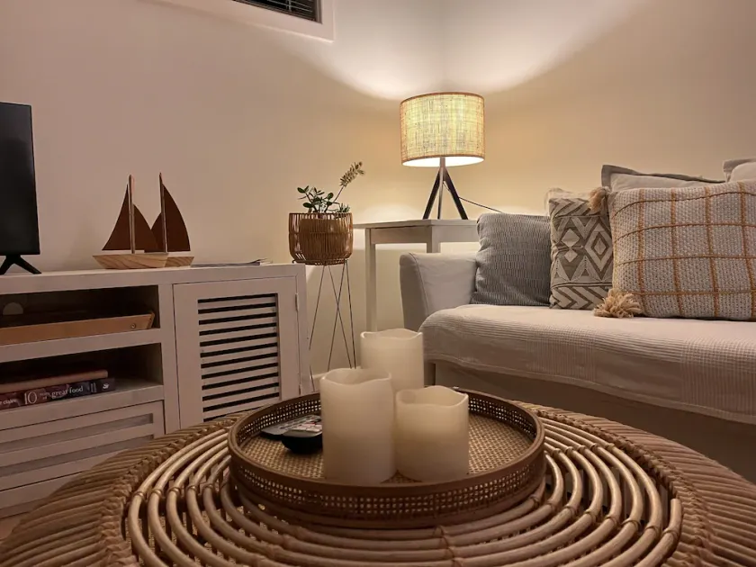 Avalon beach Apartment - Image 1