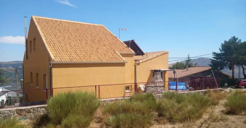 Nice house in the Sierra - Image 1