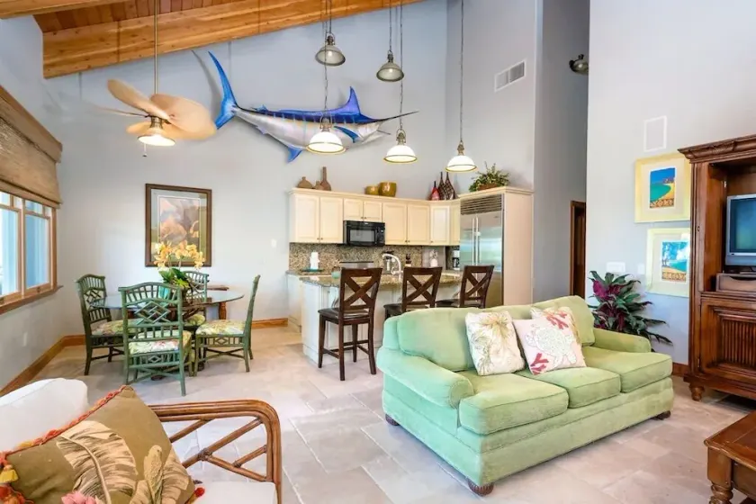 Luxurious Caribbean 2 Bedroom 2 Bath Home - Image 1