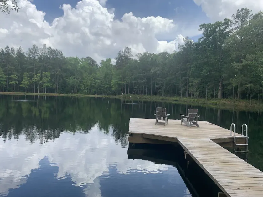 Private, Relaxing Waterfront Getaway! 3BR/2BA House! Modern Amenities!  - Image 1