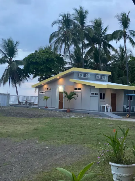 Beach House. Jaco CR. - Image 1