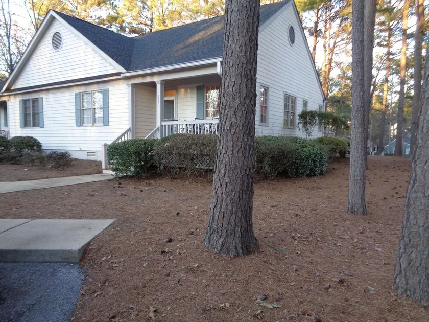 REYNOLDS GOLF COTTAGE / TOLLES WASSER AUF FAIRWAY 8 MIT GOLF VIEW - Image 1