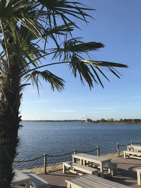 Ferienhaus für 12 P. mit Sauna & Ofen, Direkt am Wasser - 2 Haushälften - Image 1
