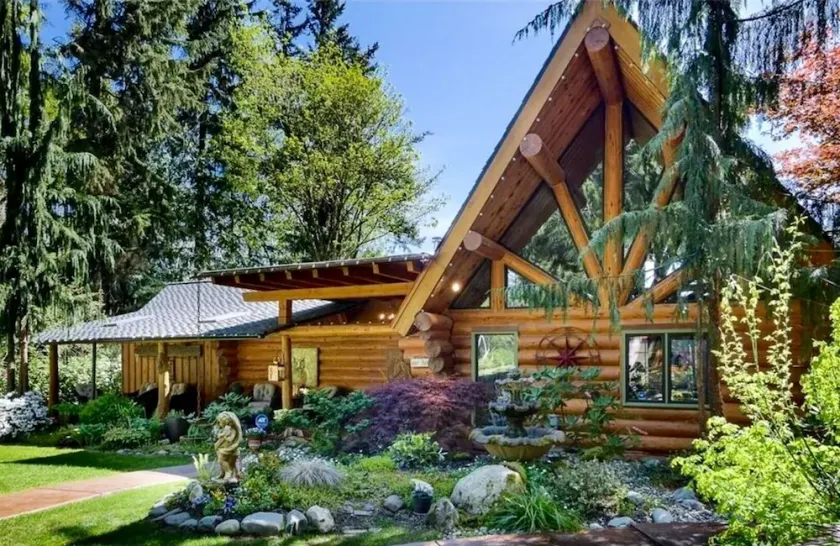 Romantic LOG CABIN on Stilly River w/ Hot tub! Setup for 2 people only - Image 1