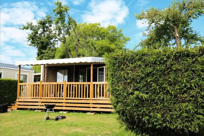 Mobile home dans un camping à saint Arnoult - Image 1