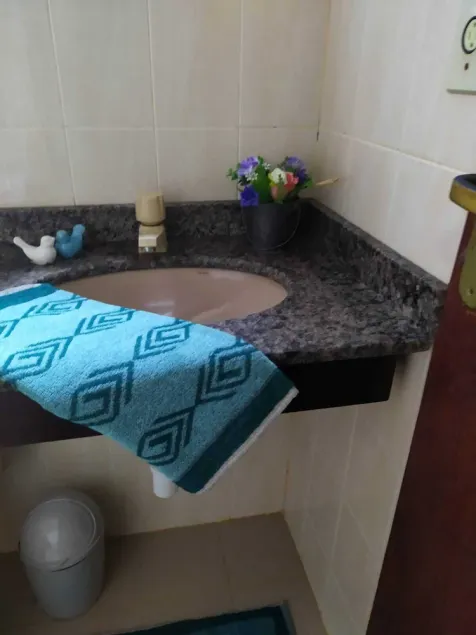 Alugo Apartamento em Frente a Praia de Saquarema Para 8 Pessoas - Image 1