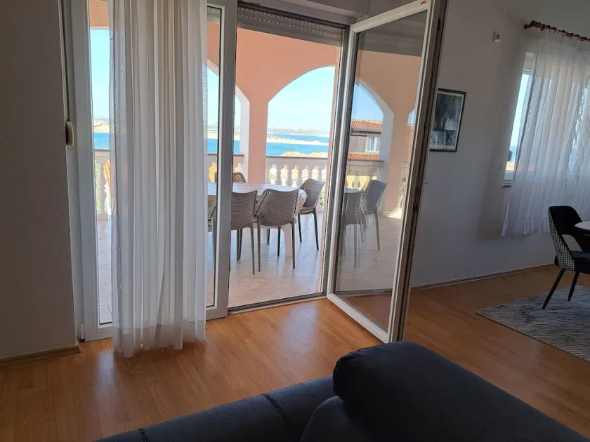 Two bedroom apartment with terrace and sea view Povljana, Pag (A-6296-a) - Image 1