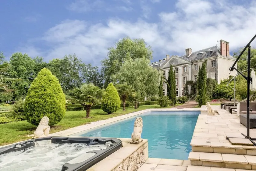Chateau De La Porte - Nine Bedroom Castle, Sleeps 17 - Image 1