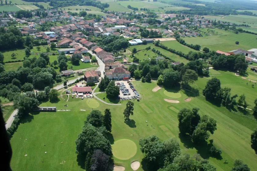 Gite de Groupe 15 Couchage - Golf 18 Trous - Meuse - Image 1