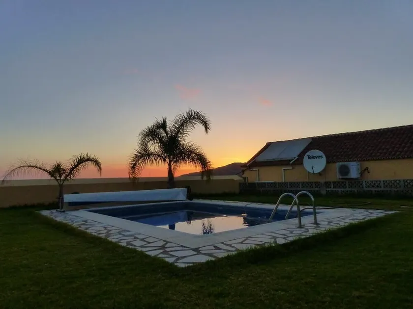 PRIVATE RURAL HOUSE WITH POOL - Image 1