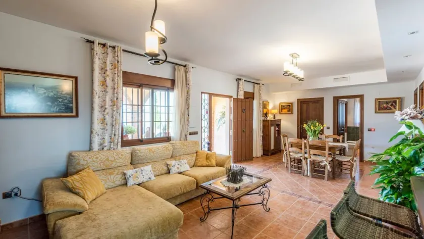 Casa Cuatro Vientos Almogía by Ruralidays - Image 1