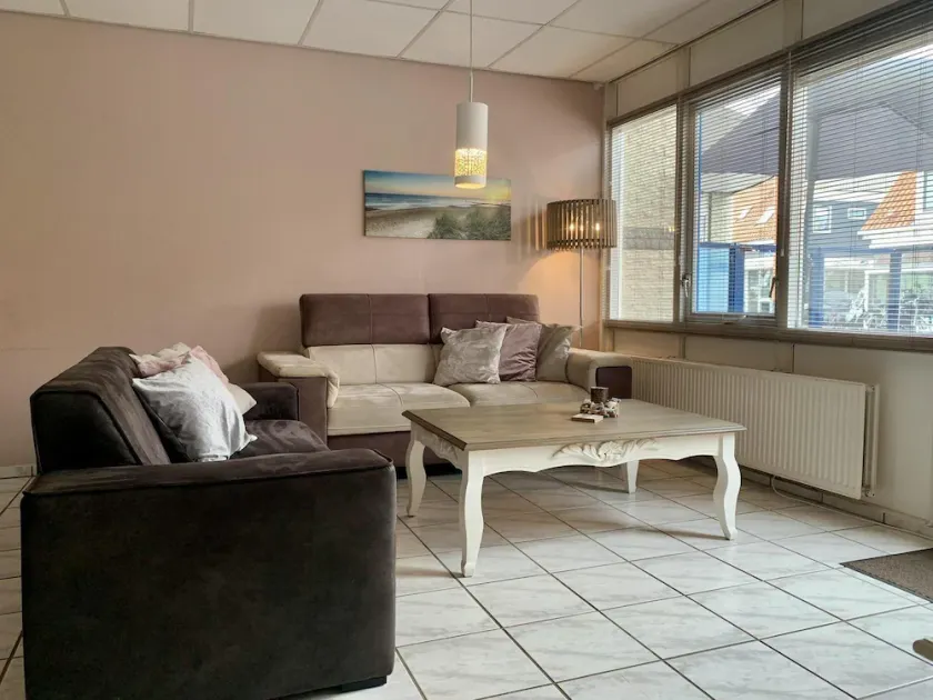 In Strandnähe, geräumige Wohnung im Stadtzentrum, 2 Schlafzimmer, WLAN, Waschmachine - Image 1