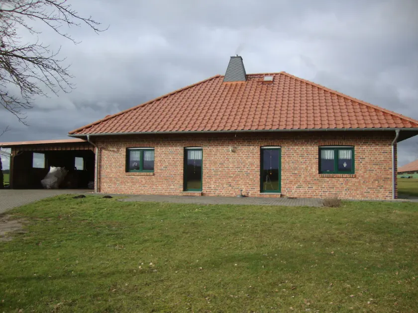 Vacation home Am Wolfspfad with wildlife observation, unique nature, near Waldbad - Image 1