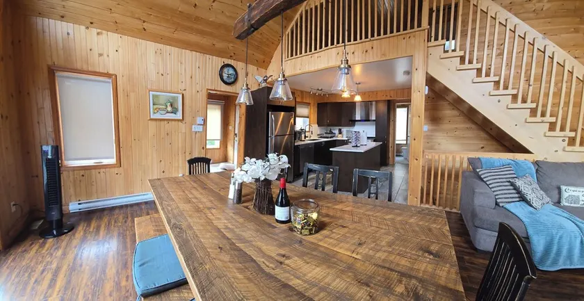 Waterfront Family Cottage! - Image 1