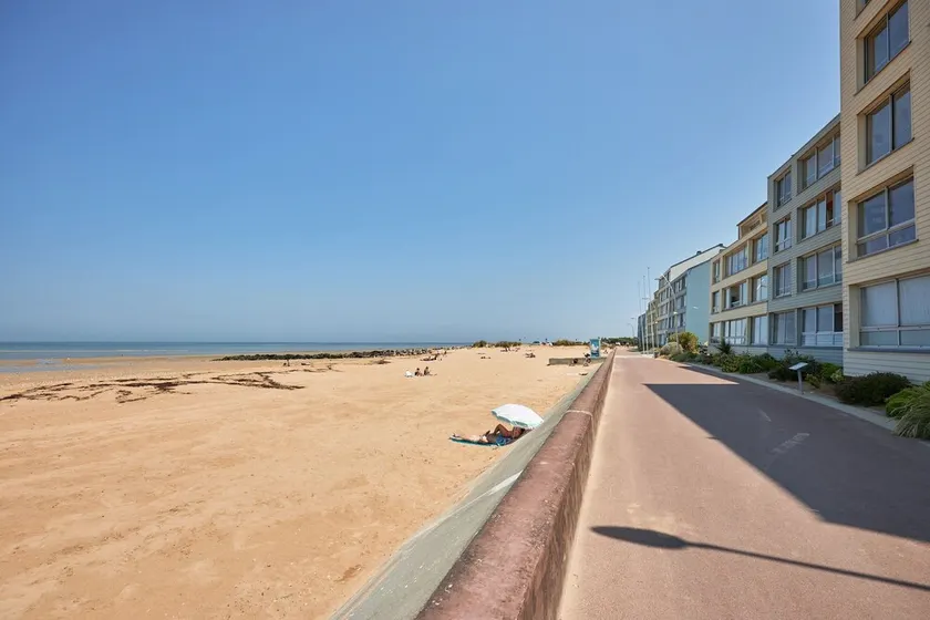 La Longue Vue - Appt face à la mer - Image 1