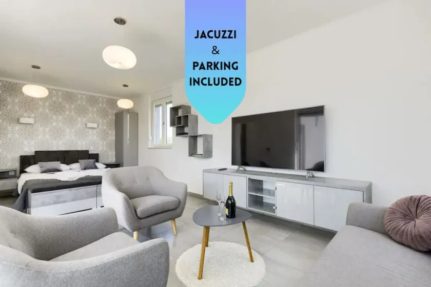 Penthouse Laudato with jacuzzi and sea view - Image 1