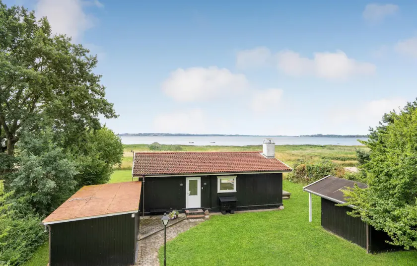 Three-Bedroom Holiday Home In Vig - Image 1