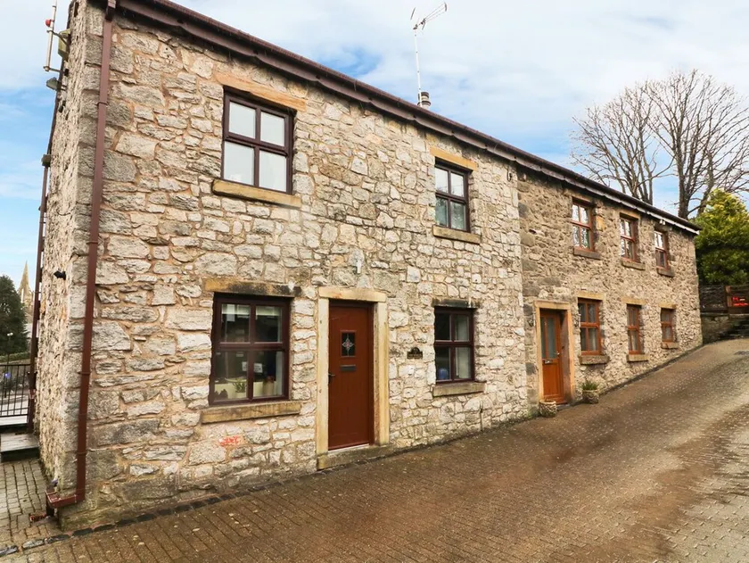 1 Les écuries, CLITHEROE - Image 1