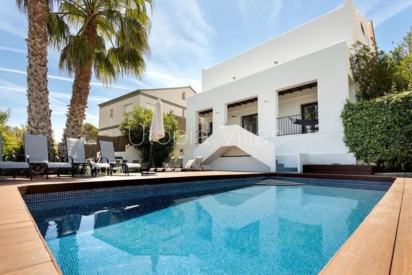 Lyx tillflyktsort, sover upp till 12, privat pool, sovrum med luftkonditionering, WiFi, grill - Image 1