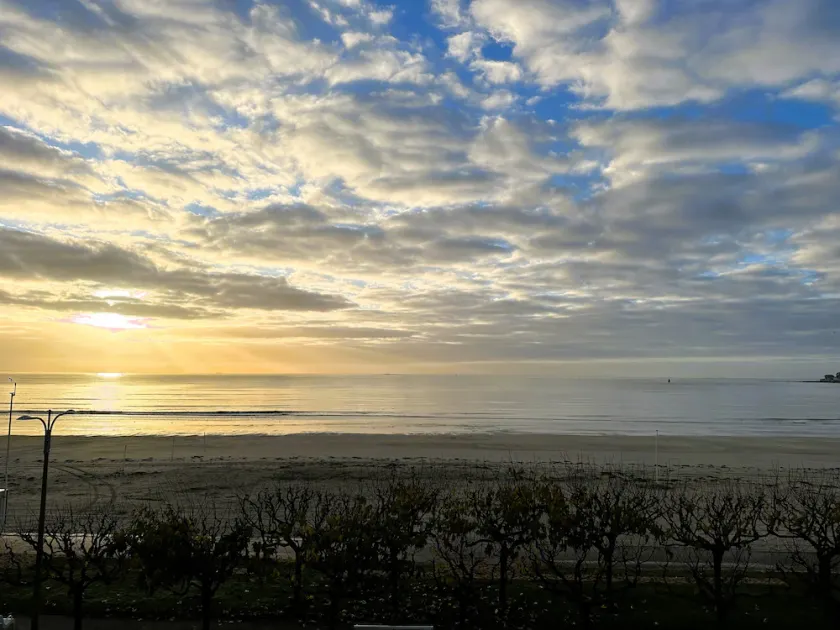Cocon familial en front de mer - Image 1