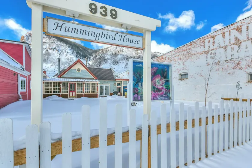 The Hummingbird House - - Image 1