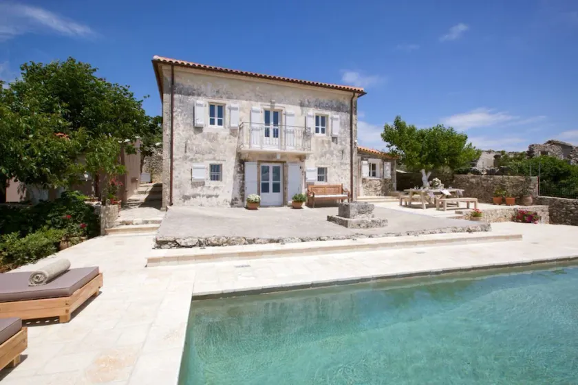 Villa Kothreas - Quatre Chambres Villa, Couchages 8 - Image 1