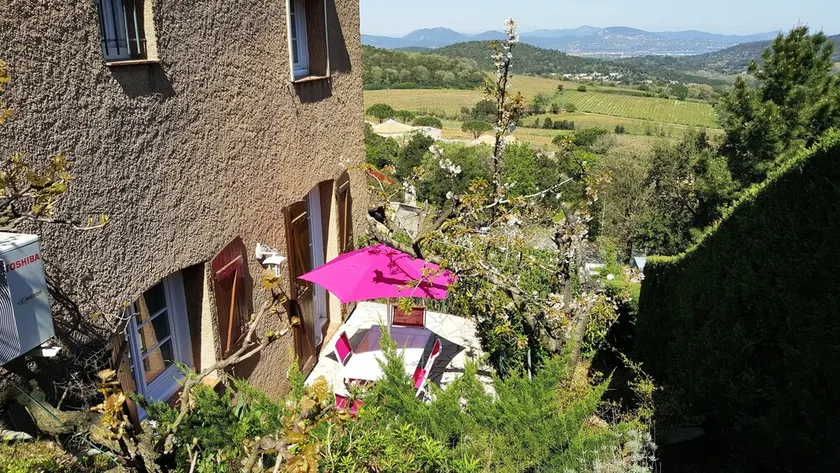 Rez de chaussée de villa - Image 1
