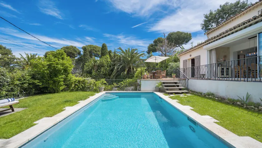 Tariffe ridotte di agosto - Villa con piscina nel cuore di Cap D'Antibes e vicino alle spiagge - Image 1