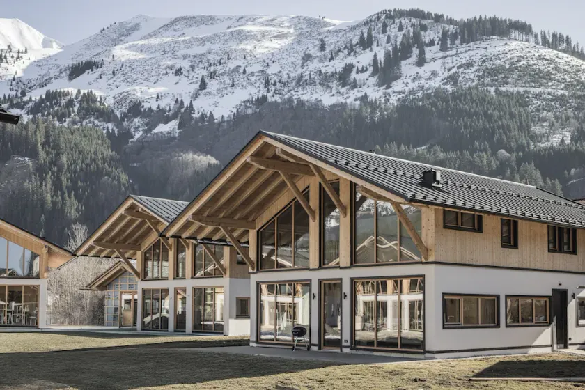 New Chalet With Garden and Private Sauna - Image 1
