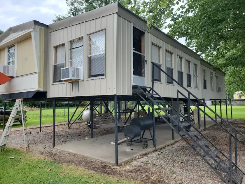 Lakeside rental - Image 1